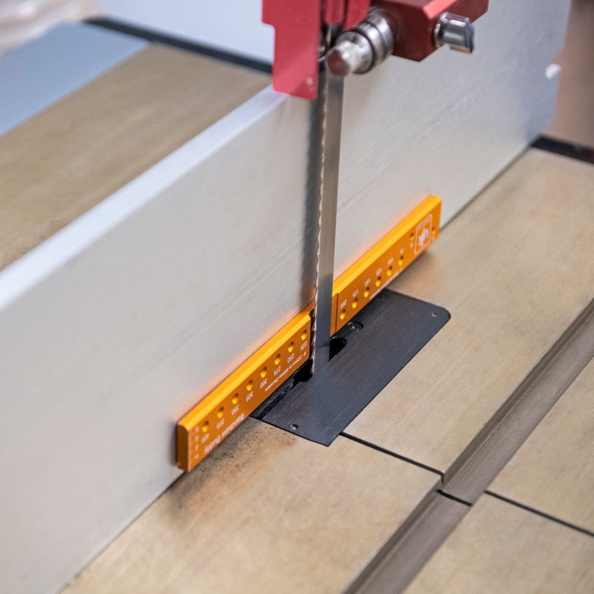 UJK Bandsaw Buddy Blade Alignment Tool showing precise blade alignment with fence