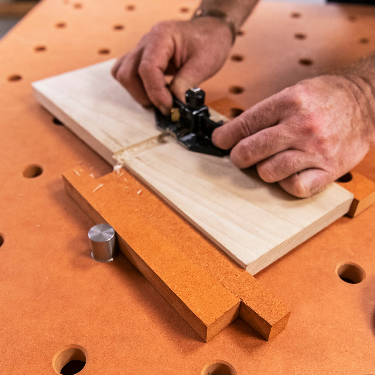 UJK Workholding Wedges Pack of 2 in durable HDF Valchromat material, tapering from 32mm to 27mm over 200mm length