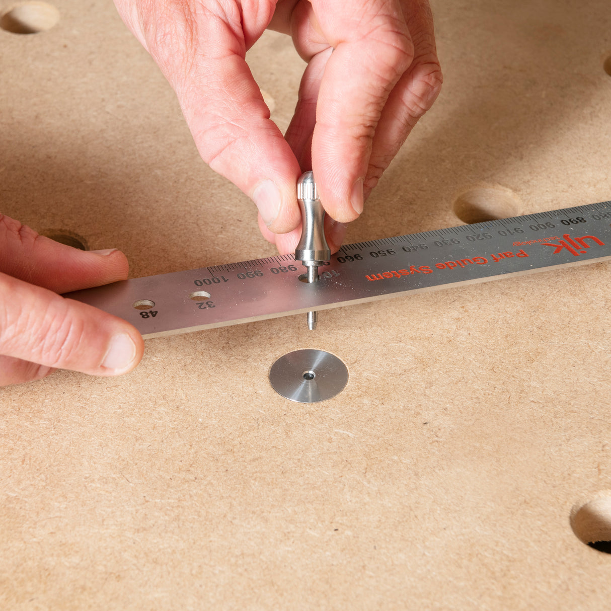 UJK Parf Aluminium Revision 20mm Bench Dogs with 3mm Central Hole, Pack of 3, top view