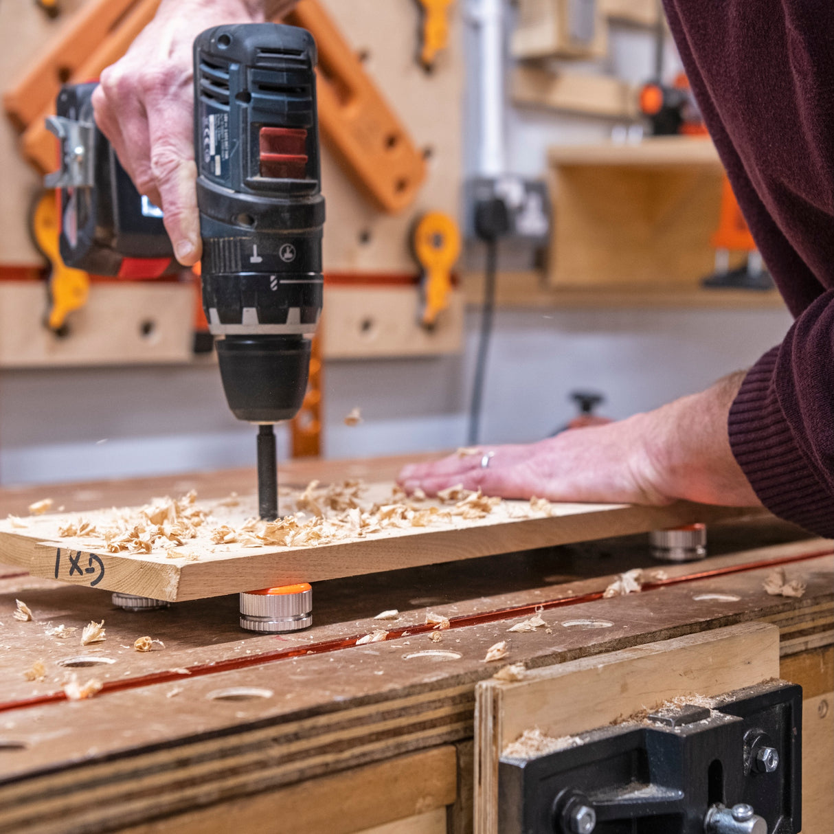 Adjustable height UJK Work Support 20mm Bench Dogs with lockable non-slip pad, fit 20mm chamfered dog hole. Pack of 4