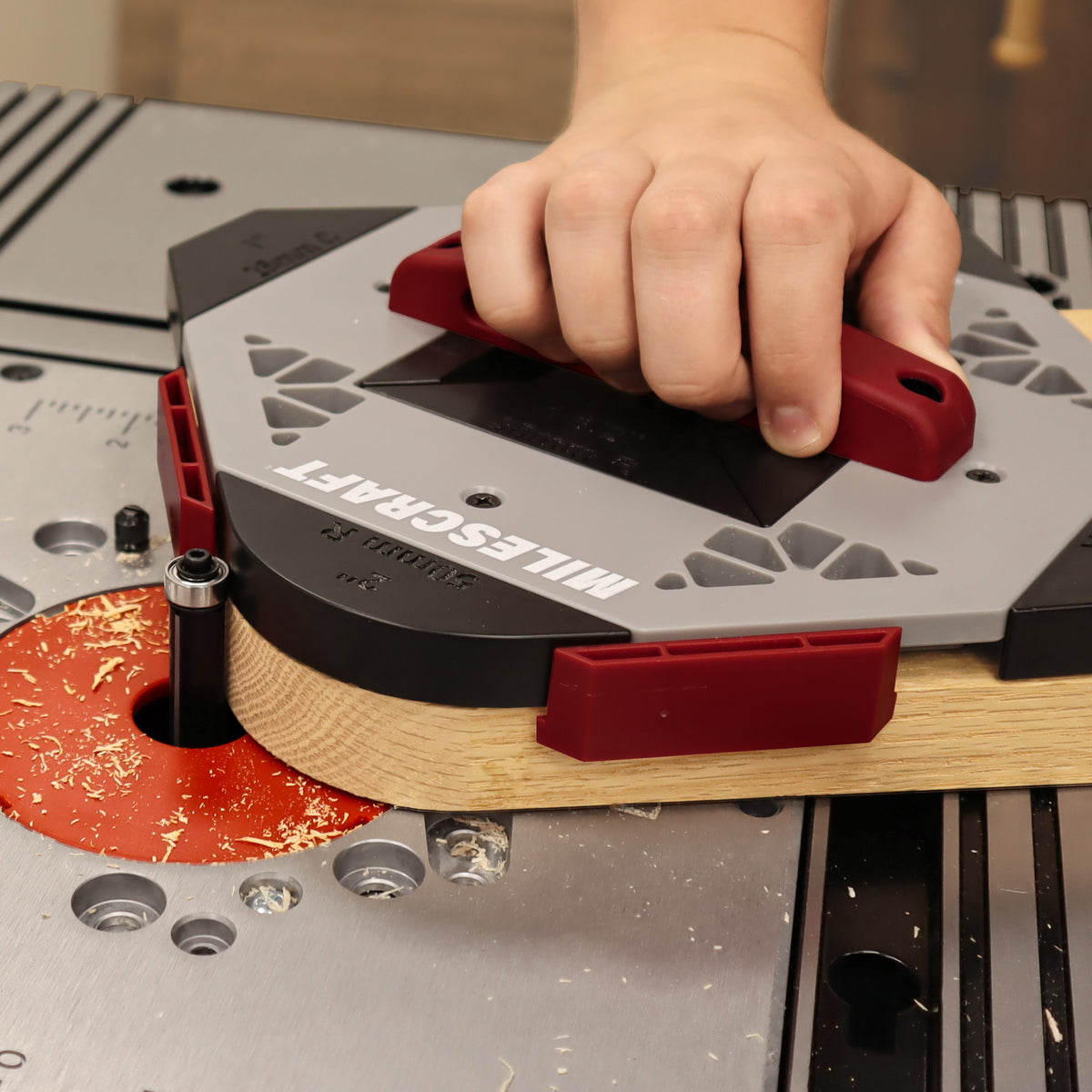 Milescraft CornerCut Radius Router Jig