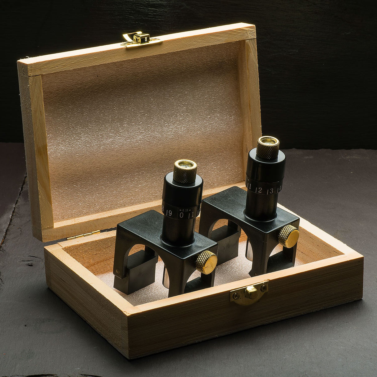 Sherwood Magnetic Blade Setting Jig shown in use on a thicknesser or jointer cutterhead