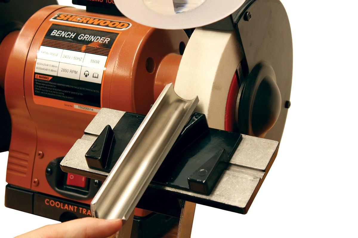 Sherwood Bench Grinder Toolrest Sharpening Jig with 70° angled guides for woodturning tools