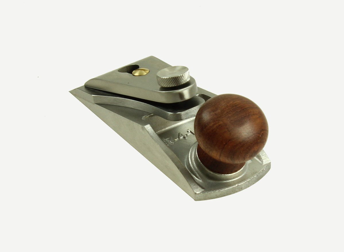 Luban No. 1 Chisel Hand Plane 115 x 45mm - Premium quality woodworking tool with elegant design and cast-iron body