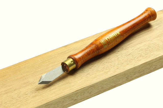 Narex Striking Knife with 30mm Blade - Ergonomic stained hornbeam handle with Manganese-Vanadium steel blade