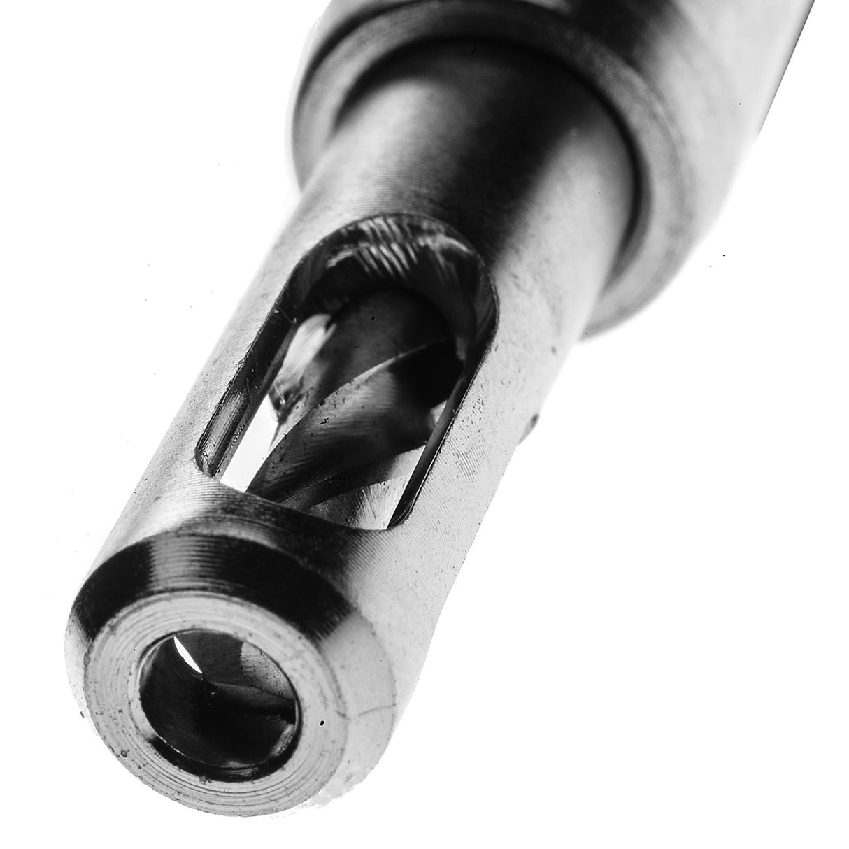 Snappy Hinge 4G Screw Pilot Vix Drill Bit in action, drilling precise holes effortlessly