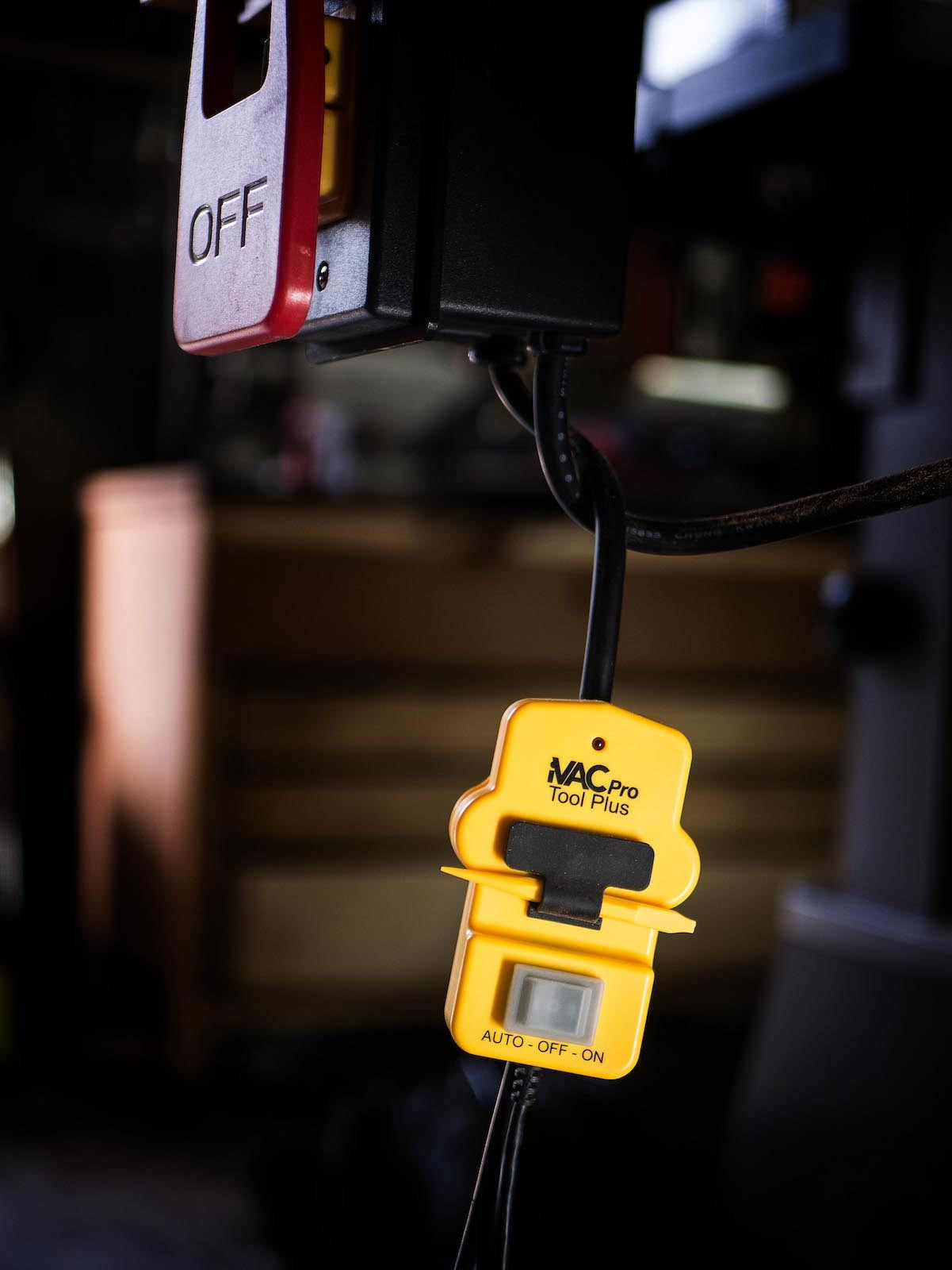 iVac Pro Tool Plus sensor detecting power tool activation