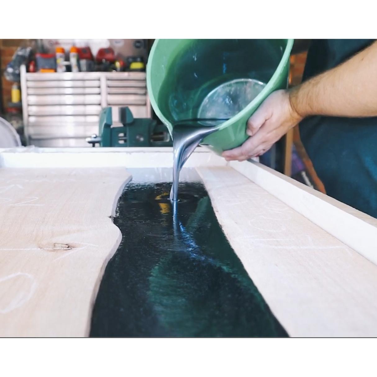 Australian woodworking tools store - Luci Clear Casting Epoxy Resin - Deep Pour Resin - Ultra clear epoxy resin for deep casts and river tables