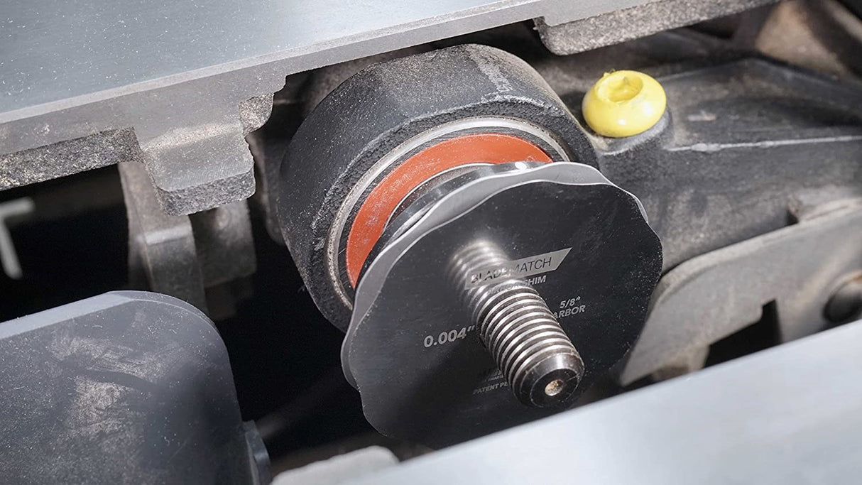 MicroJig BladeMatch Table Saw Arbor Shim Set - Close-up view of 6 easy-to-use shims for precise table saw alignment