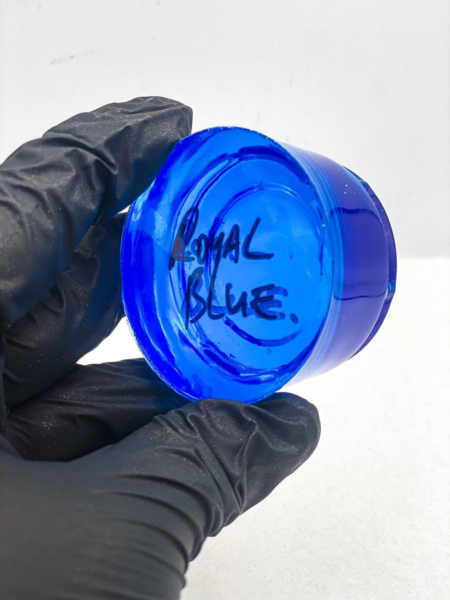 Health of Mind Art Royal Blue 20mL Translucent Colour Dye for Epoxy Resin casting in action