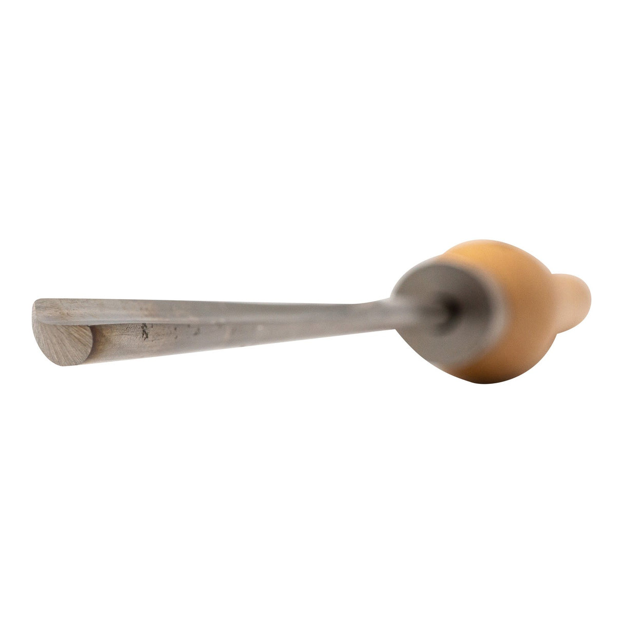 Torquata 6mm Spindle Gouge Chisel in action, ideal for coves, beads, and ogee curves