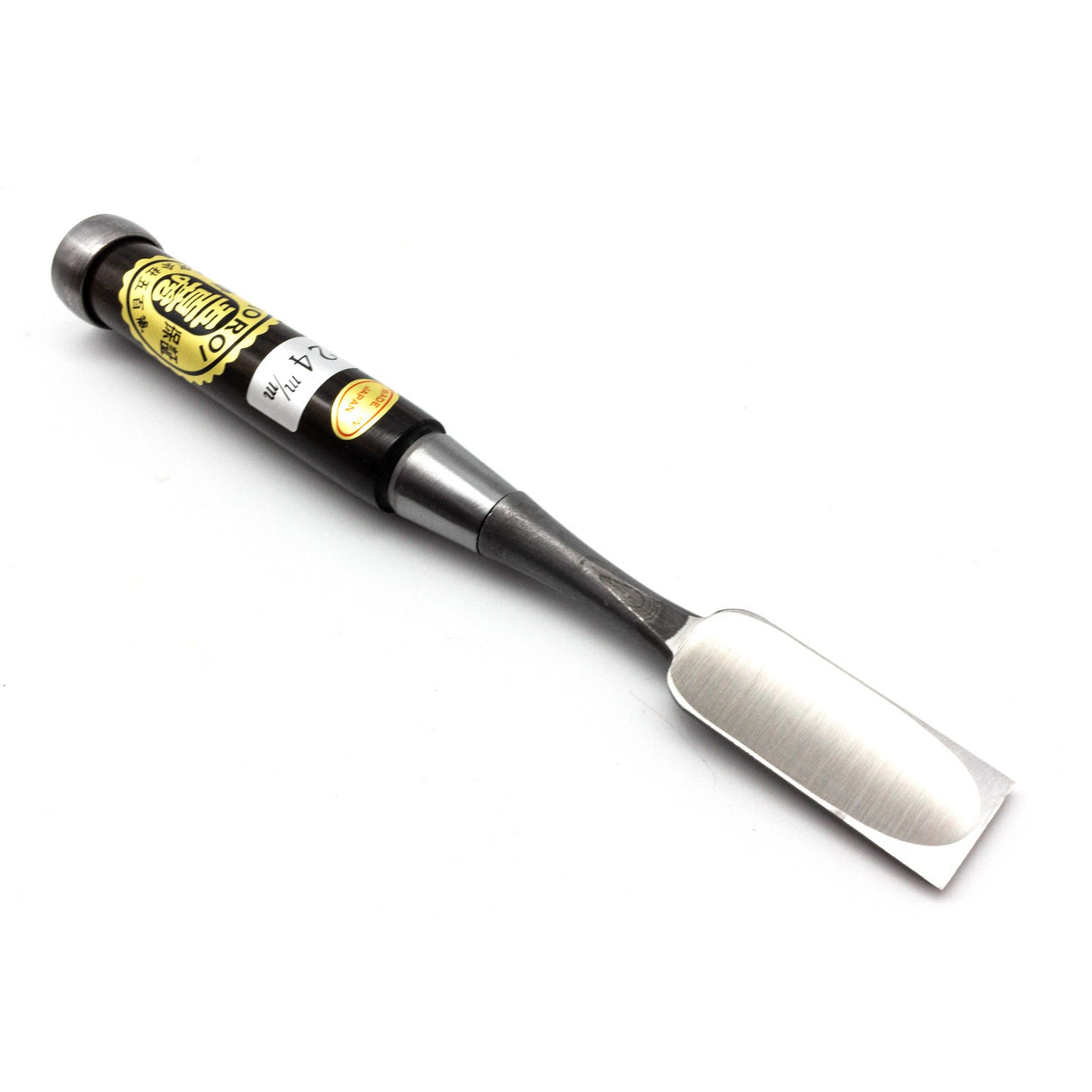 Ioroi Japanese Damascus Oire Nomi Chisel with Ebony Handle: Close-up of forge-welded blade and Ebony handle