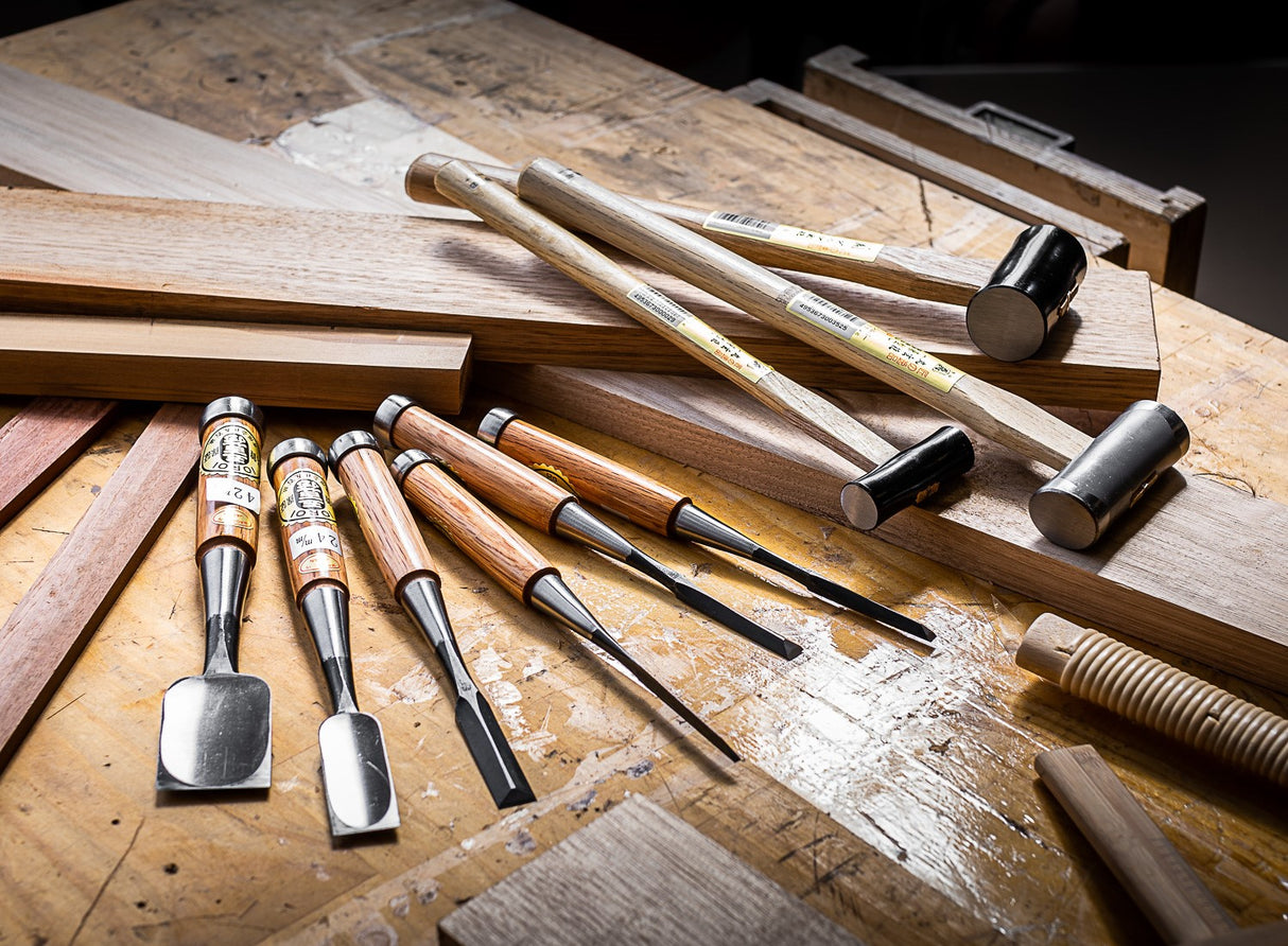 Japanese Joint Master Set of 6 Oire Nomi Chisels & 3 Genno Hammers in use
