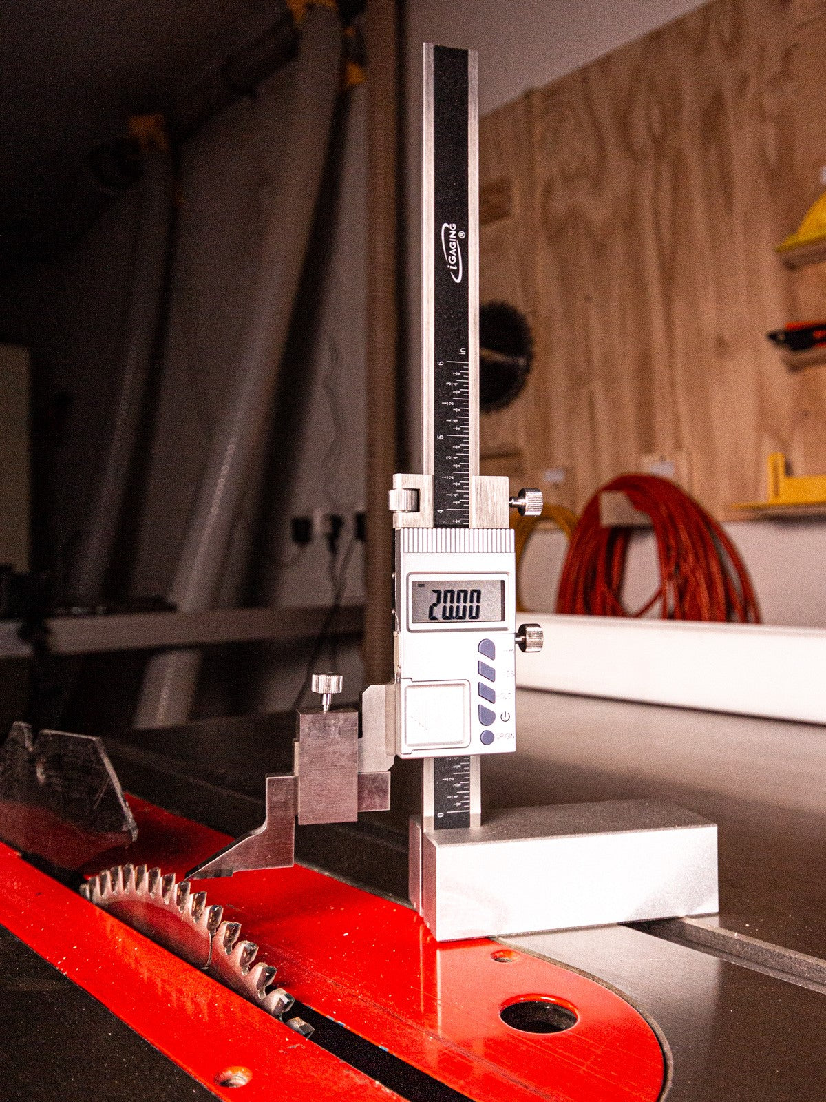 iGaging Digital Height Gauge showing adjustable blade and magnetic base in action