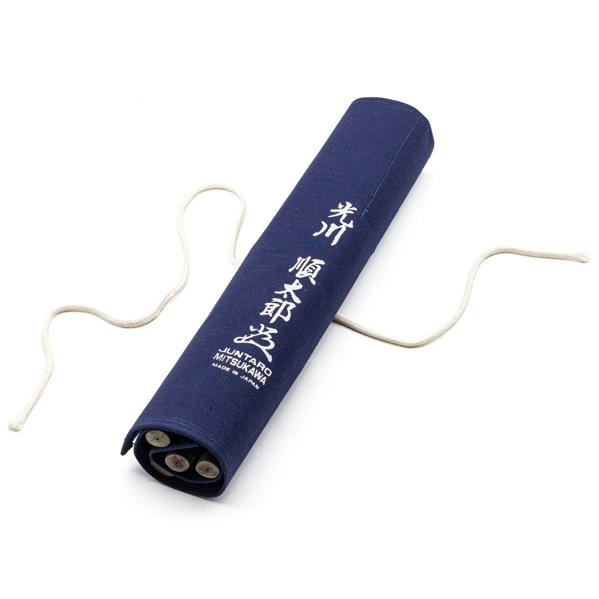 Mitsukawa Japanese Detail Saws Set of 5 in Canvas Roll - Close-up of precision saw teeth on wooden handle