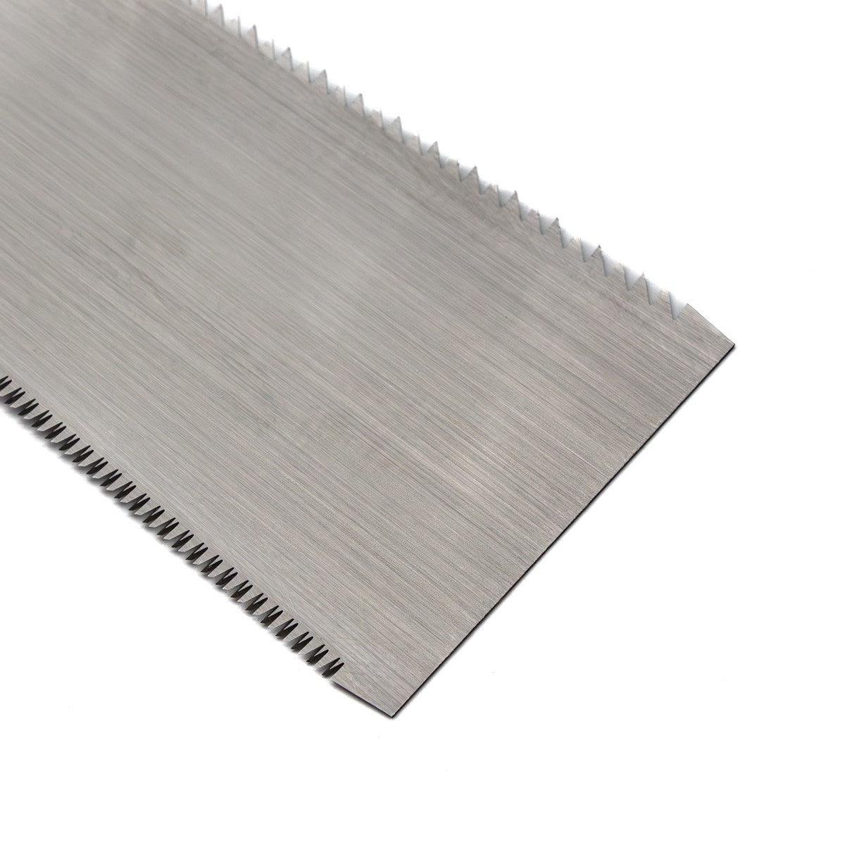 Handmade Mitsukawa Ryoba Japanese Saw, 225mm. Ideal for precise sawing in soft and hardwoods. Light, sharp tool for woodworking