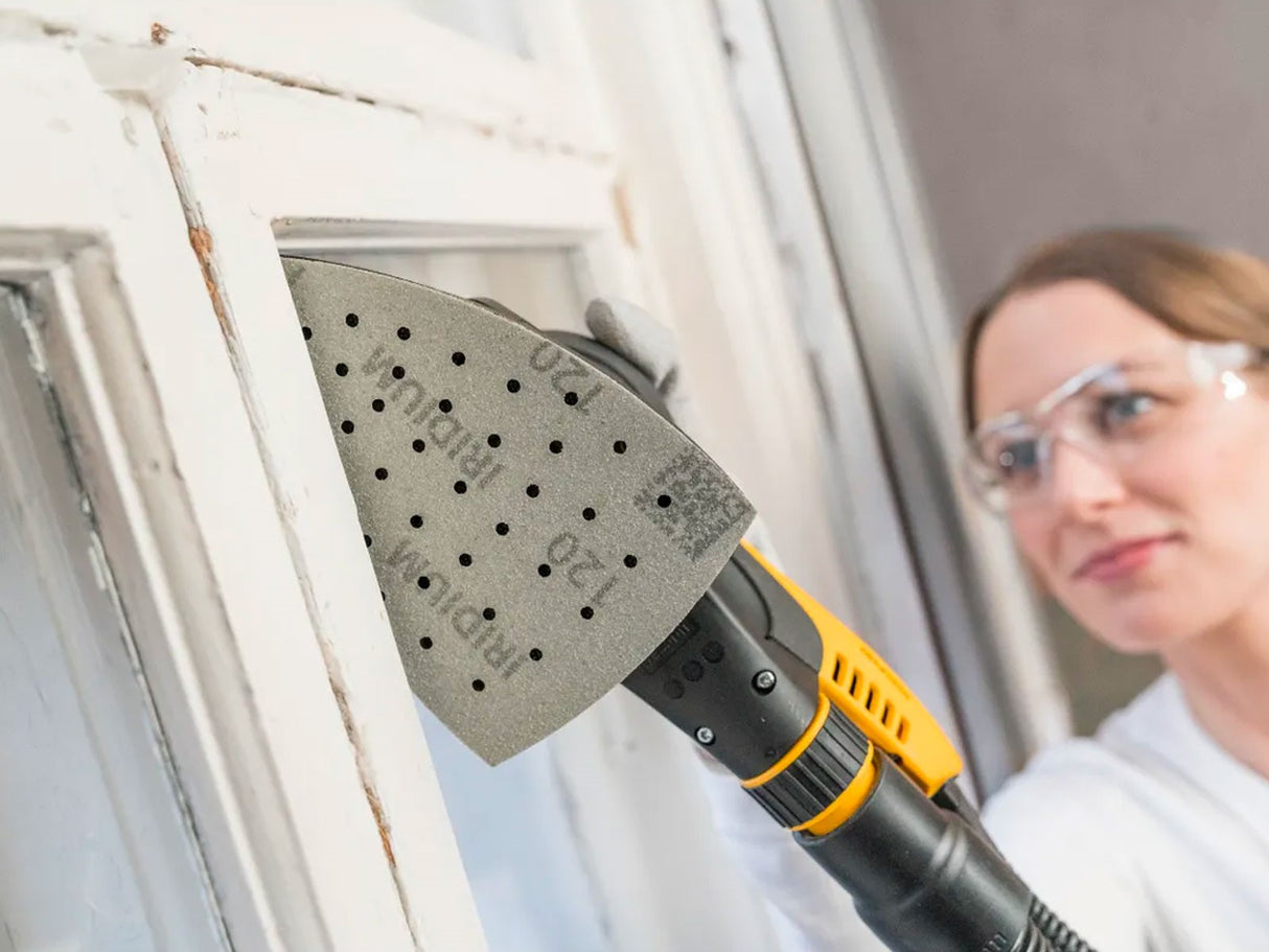 Award-winning Mirka DEOS DELTA Corner Sander in action, delivering precise sanding with 3.0mm orbit
