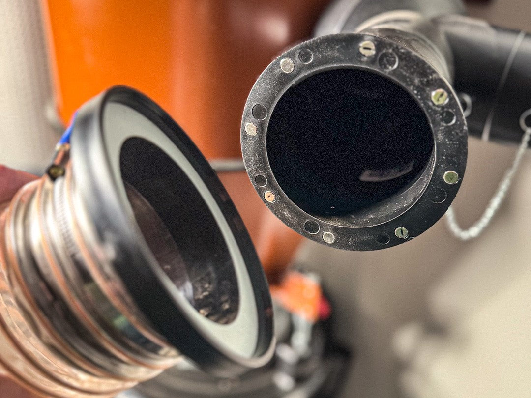 Sherwood 4in Magnetic Quick Connection Dust Extraction Coupling Set in use with woodworking tool