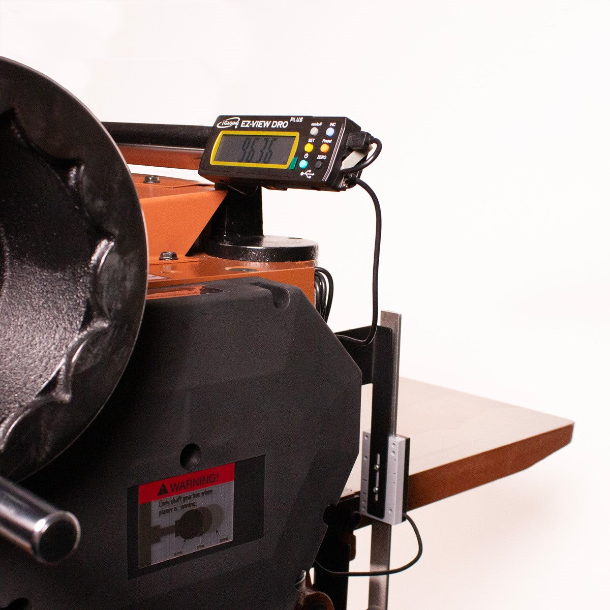 Sherwood 20in thicknesser single phase cutterhead in action, delivering Australian woodworking excellence