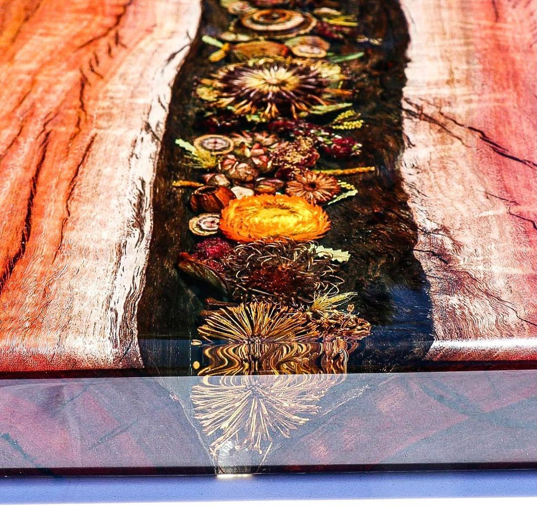 Clear finish epoxy for deep casting, ideal for river tables and embedding. Low viscosity with superior air release