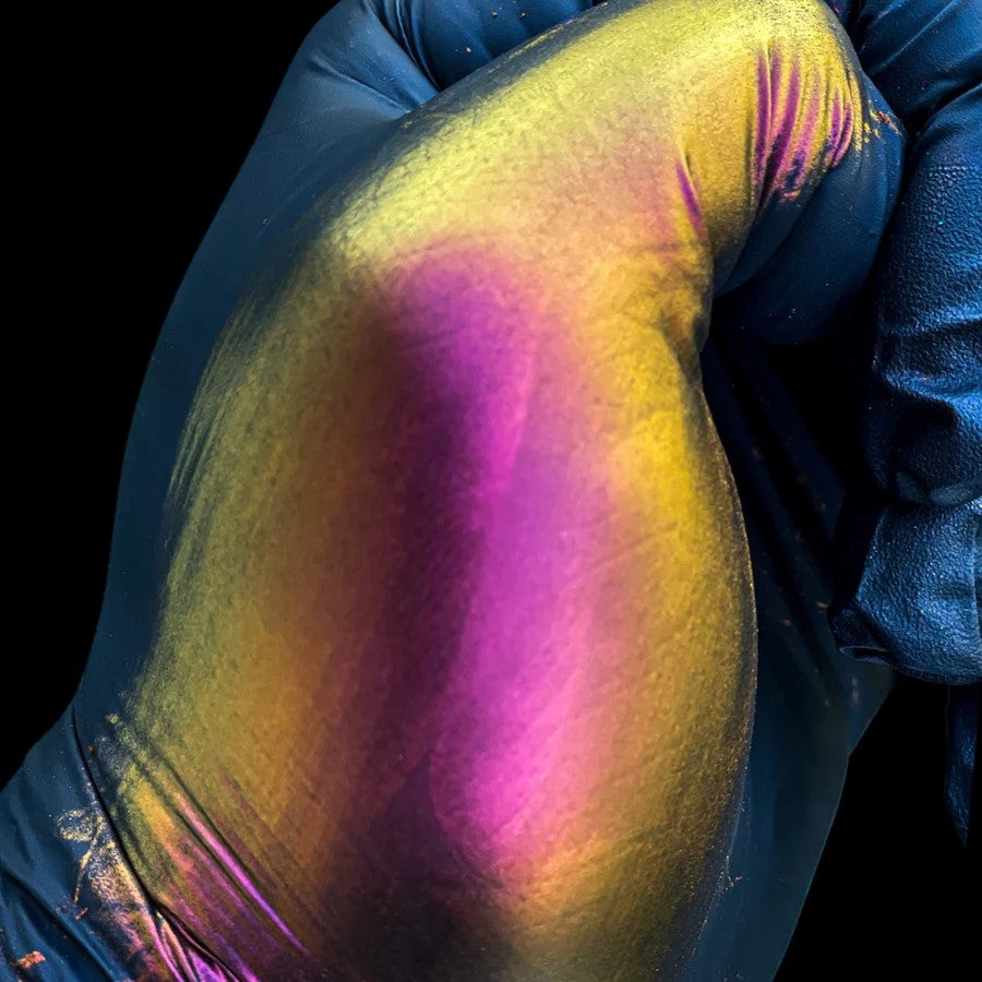 Maroon/Gold/Yellow Chameleon Mica Pigment for Epoxy Resin on Timber Edge