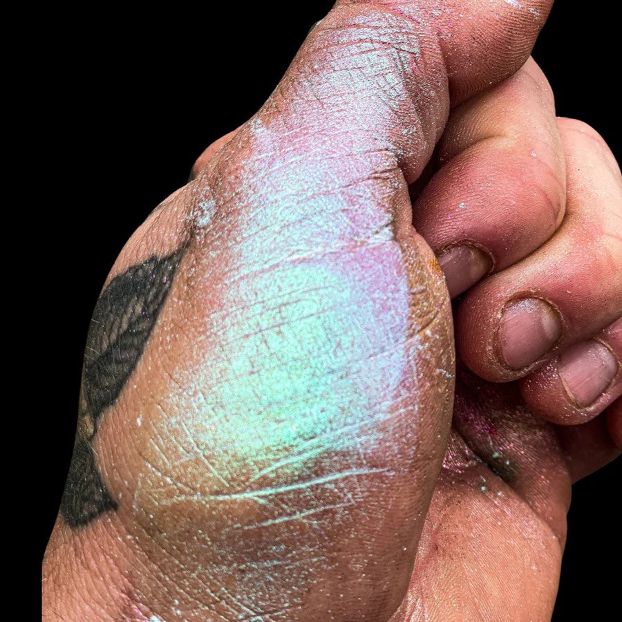 Vibrant Super Chameleon Mica Pigment for Epoxy Resin in Purple, Green, and Turquoise on Wood Edge