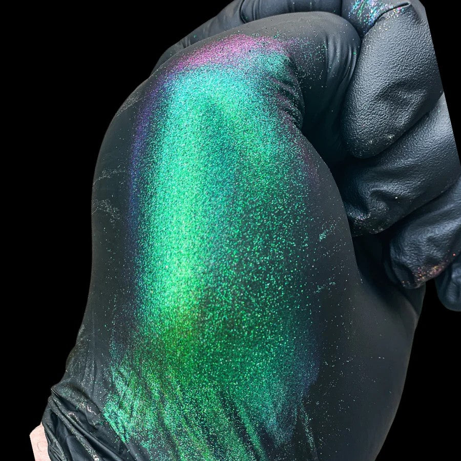 Health of Mind Art Super Chameleon Mica Pigment in Green/Turquoise/Purple for Epoxy Resin on timber