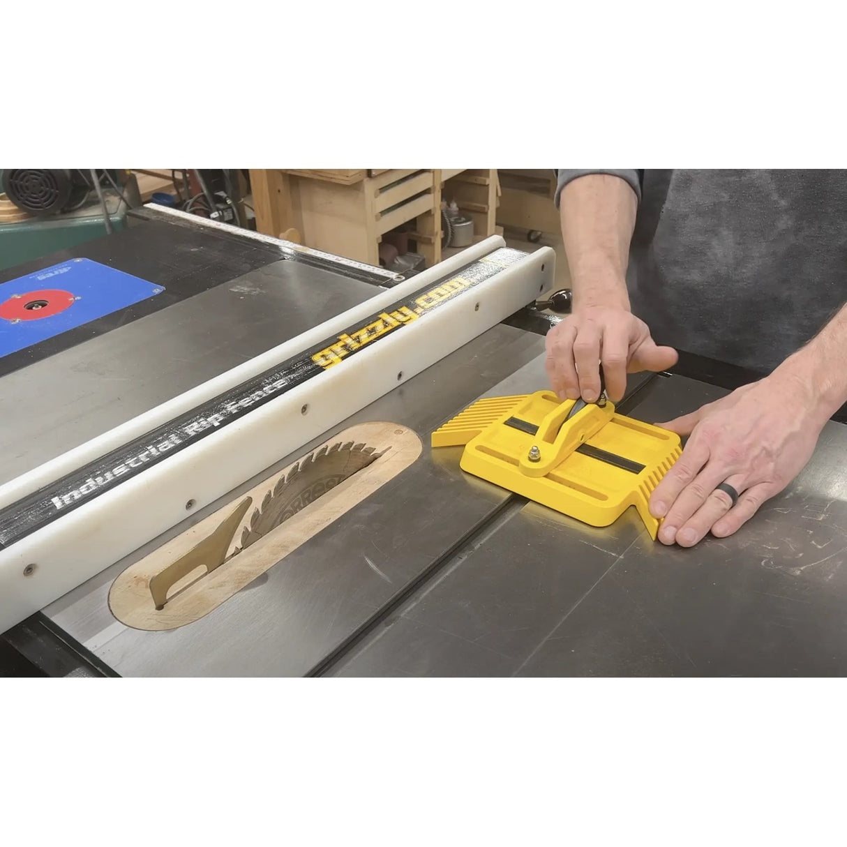 Magswitch SavR Featherboard attached to a table saw with aluminum top