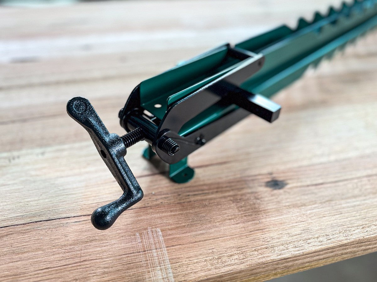 Torquata Set of 2 Panel Clamps showing dual steel bar style in use