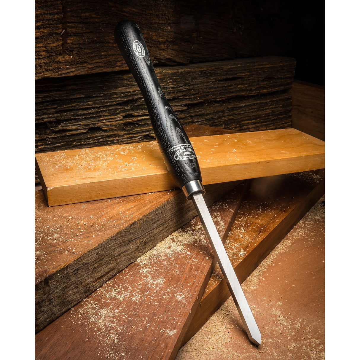 Crown 6mm M2 Cryogenic Steel Parting Tool for Woodturning - Detailed view showing ergonomic handle and sharp blade