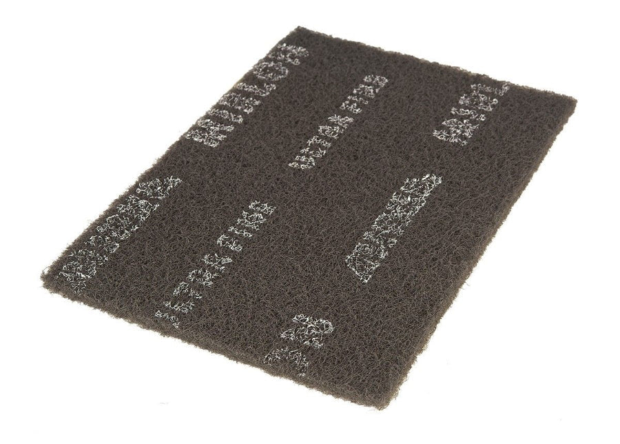 Mirlon woven abrasive pad in grey, 152x229mm, 1500 grit. Efficient sanding gear for woodworkers