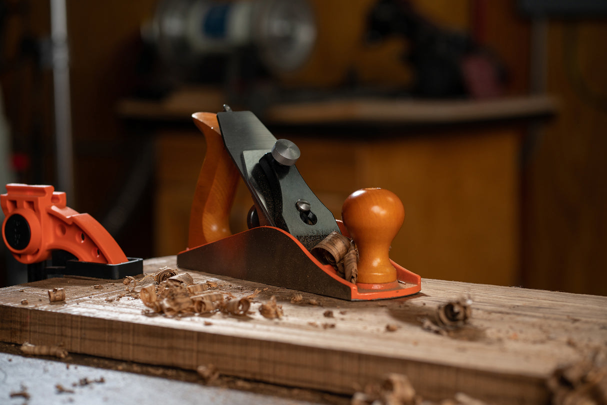 Pony Jorgensen No. 4 Smoothing Hand Plane in action on wood surface