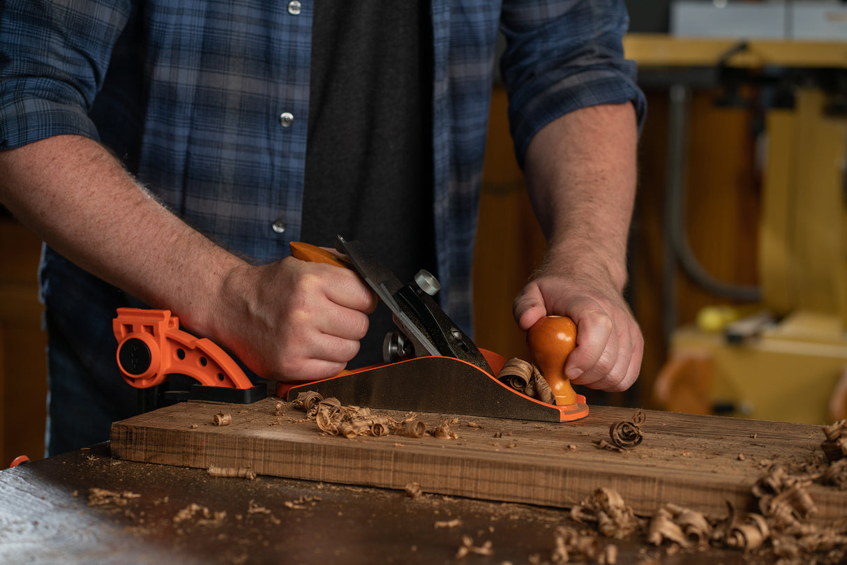 Pony Jorgensen No. 4 Smoothing Hand Plane, high-quality woodworking tool with precise design and finish