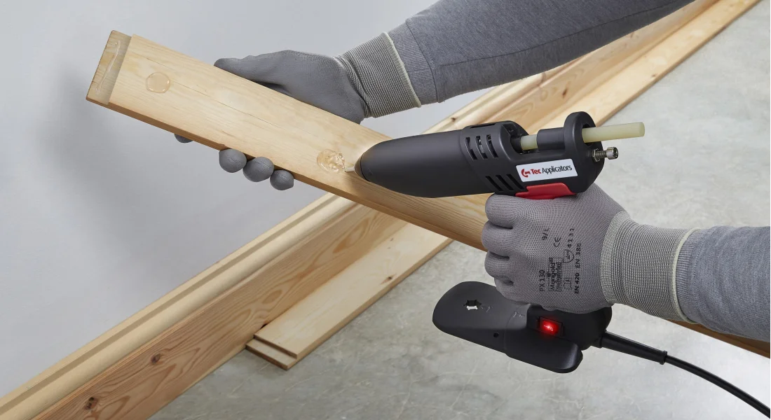 Power Adhesives Medium Industrial Hot Glue Gun 250W for Woodworking - Side View