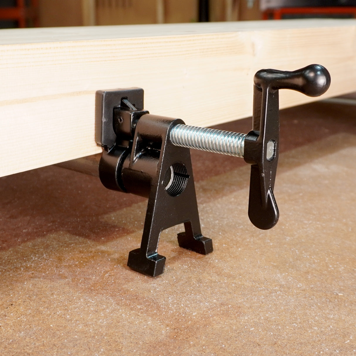 Torquata Heavy Duty Extended Foot Pipe Clamp with 3/4in Galvanised Pipe