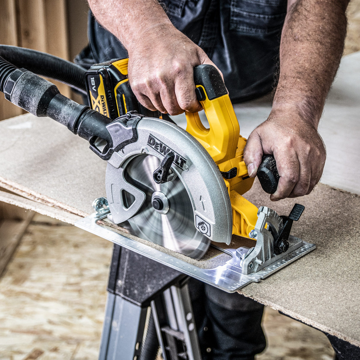 Trend 165mm x 15.88mm x 24T Thin Kerf Wood Cordless Circular Saw Blade