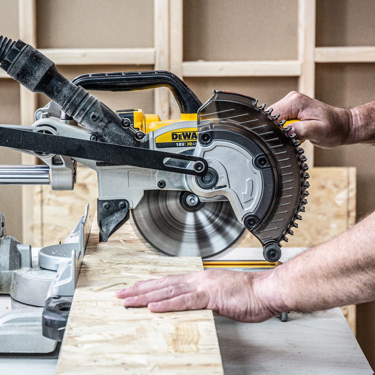 Trend 184mm x 16mm x 24T Wood Cordless Mitre Saw Blade