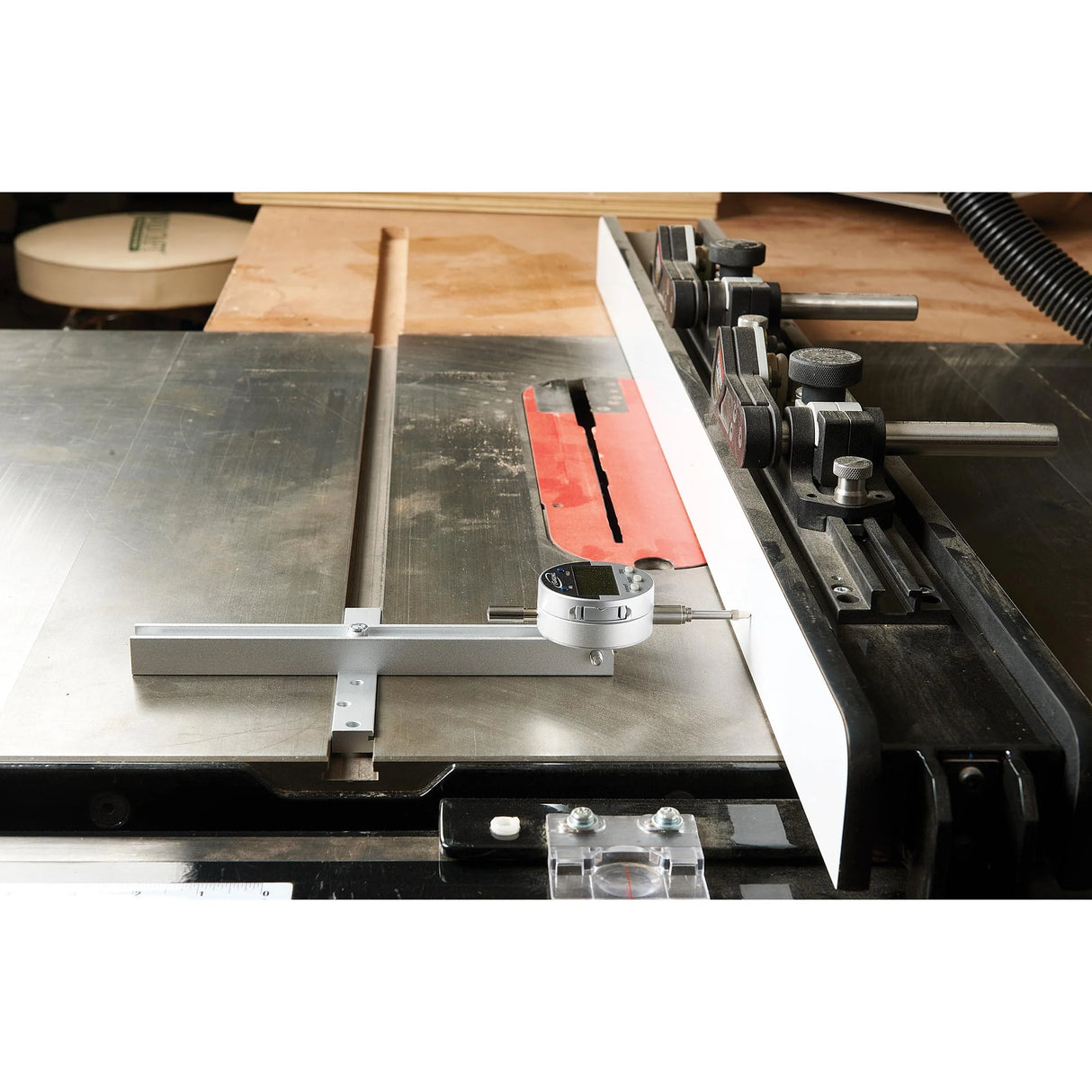 iGaging DigiAlign digital gauge for precise table saw alignment