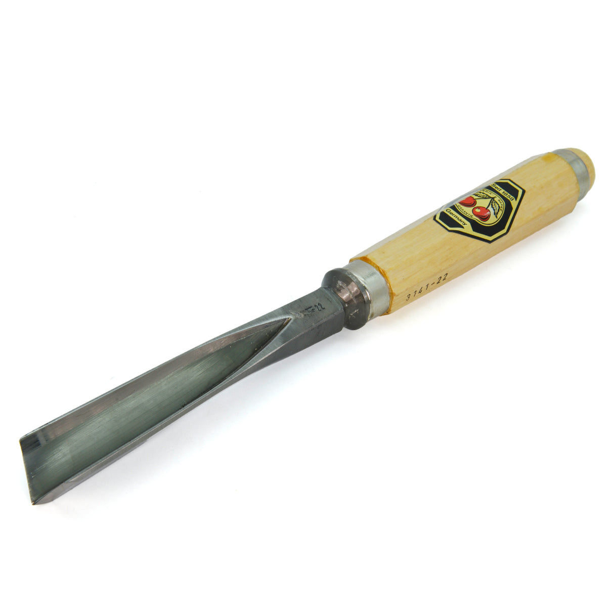 Kirschen Two Cherries Carving Tool #41 Straight V-Chisel 60 degrees 22mm front