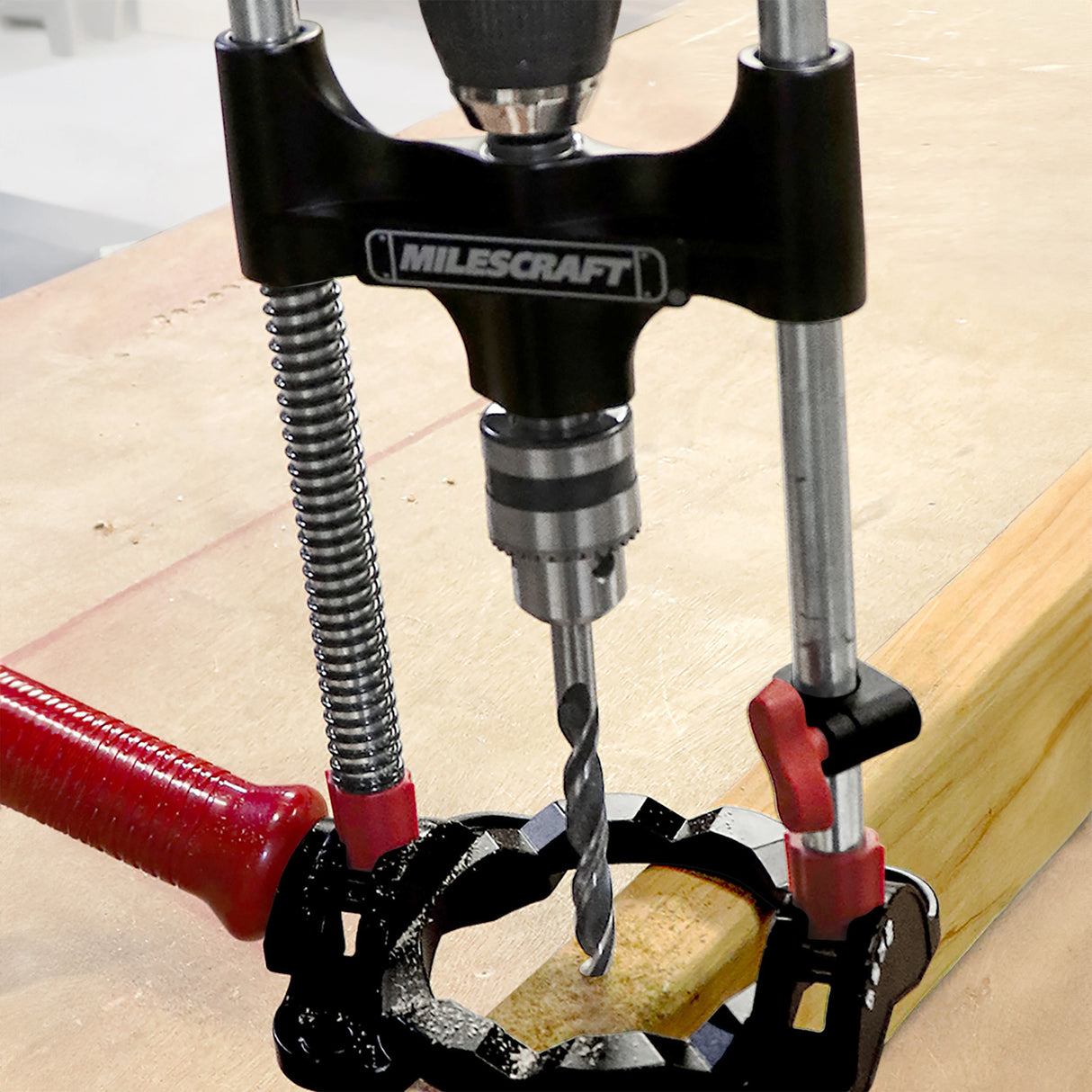 Milescraft DrillMate Portable Straight Drilling Guide