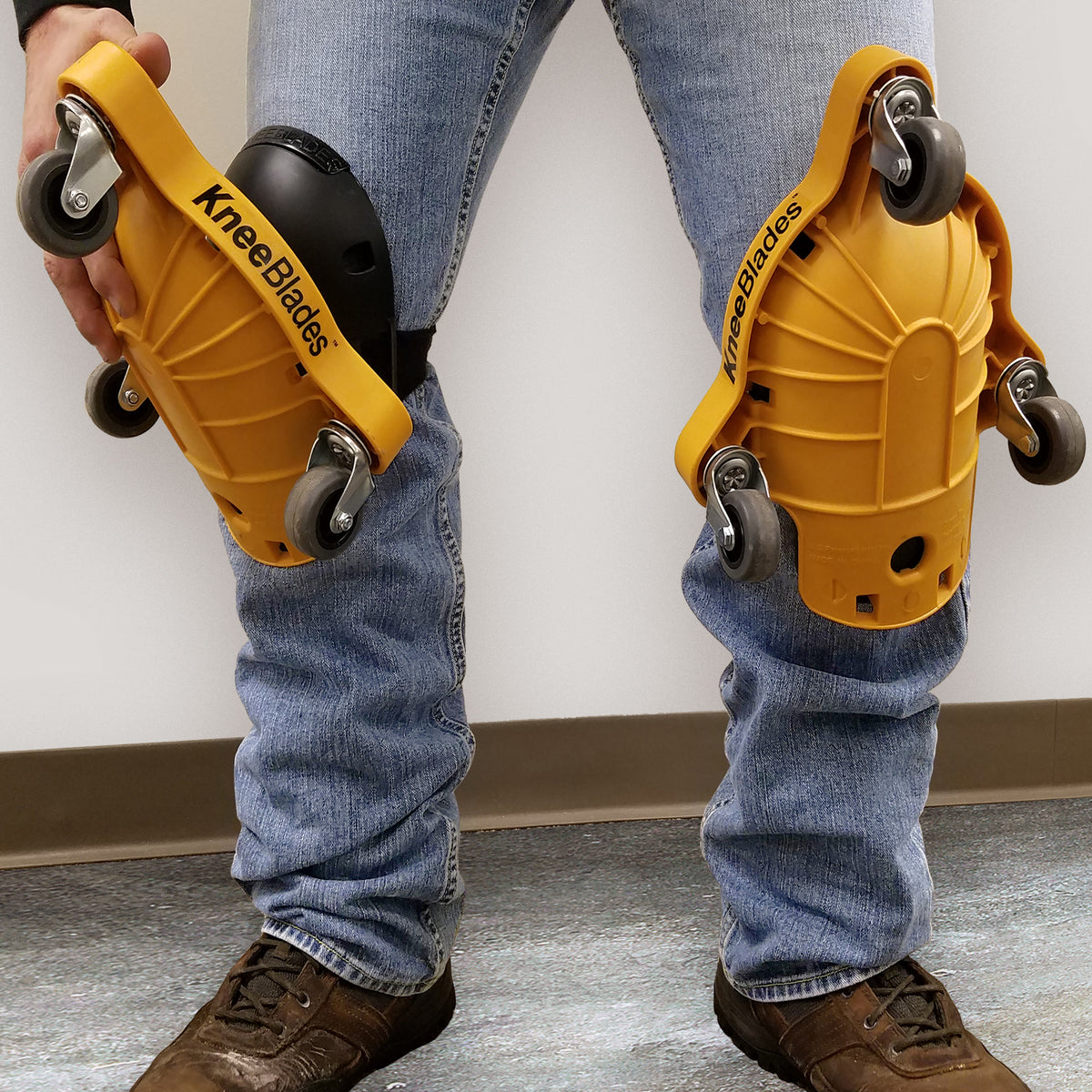 Milescraft KneeBlades Knee Pads with Castors 217kg Capacity