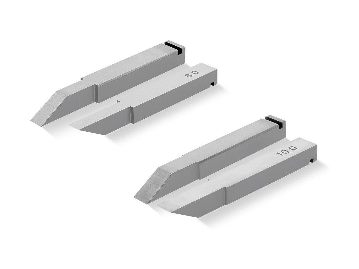 Melbourne Tool Company Set of 10 Metric & Imperial Blades for Large Router Hand Plane, angled view showing blade detail