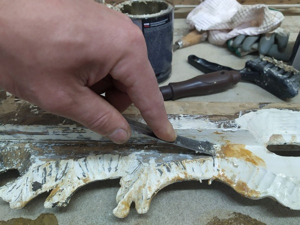 Narex Uni Scraper Flexible Multi-Purpose 200 x 14mm angled view