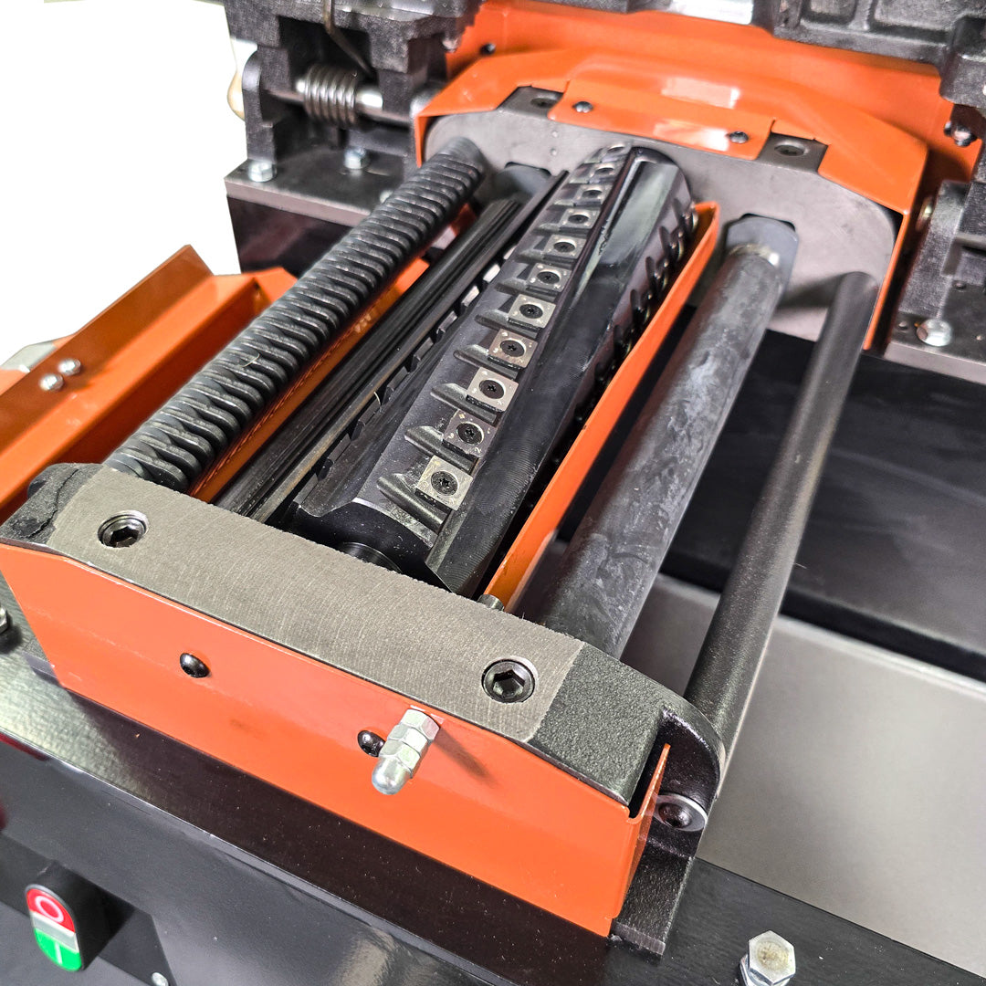 Sherwood 10in Combination Planer Thicknesser with Helical Spiral Cutterhead Carbide Knives 2200W 3HP in action