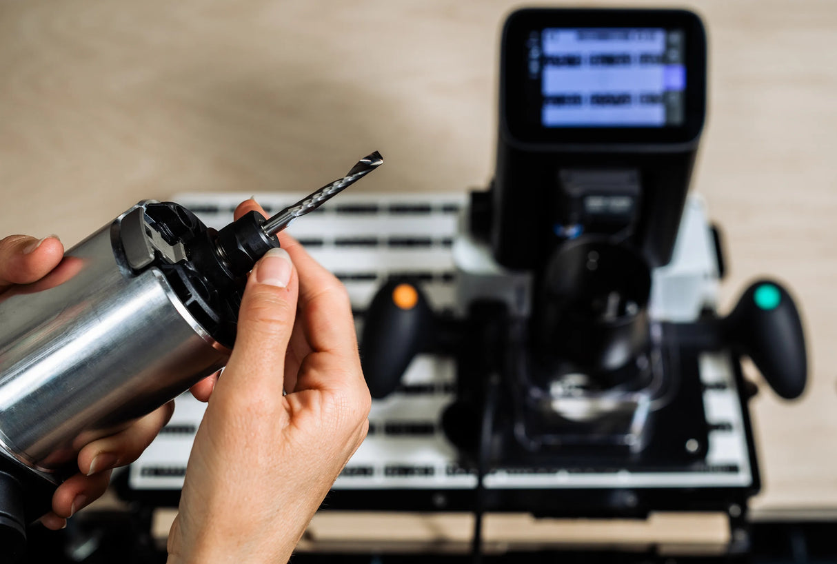 1/4in x 1-1/2in Up-Spiral O-Flute CNC Router Bit, 1/4in Shank - Detailed view showing polished O-flute design for clean acrylic cuts