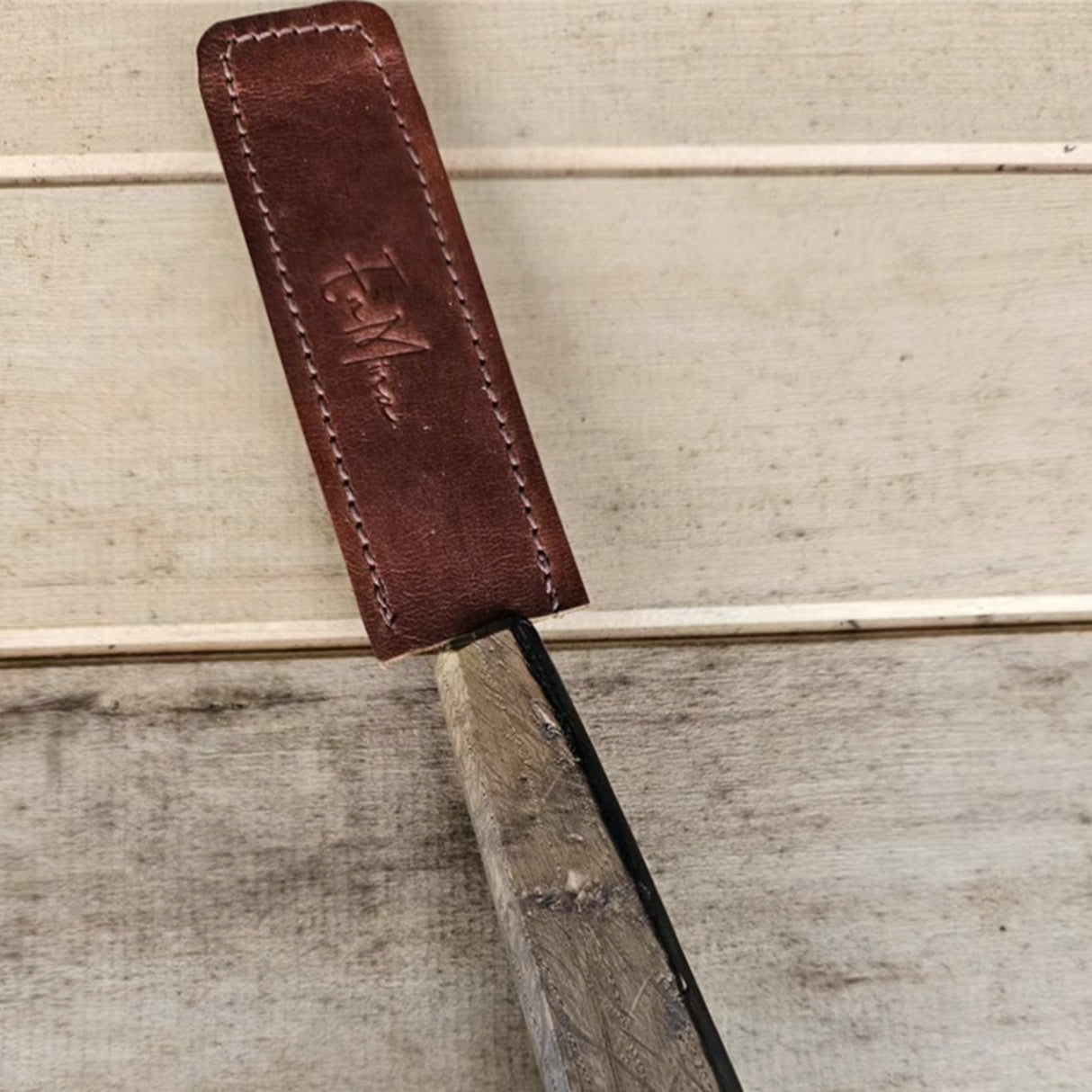 En Mina Straight Knife Cover Tan Leather