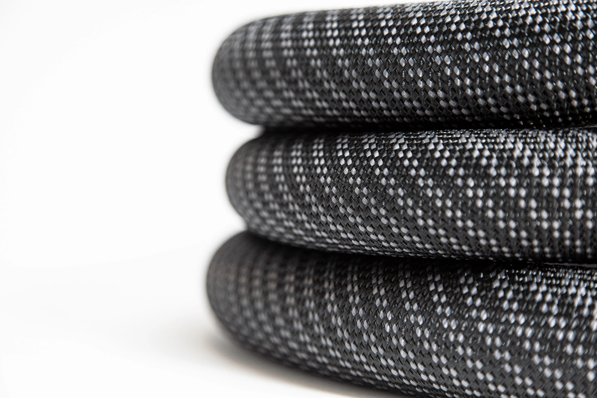 Shaper Tools Woven Dust Hose 2.5m, braided sleeve, tapered connector, antistatic properties