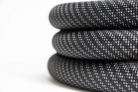 Shaper Tools Woven Dust Hose 2.5m, braided sleeve, tapered connector, antistatic properties
