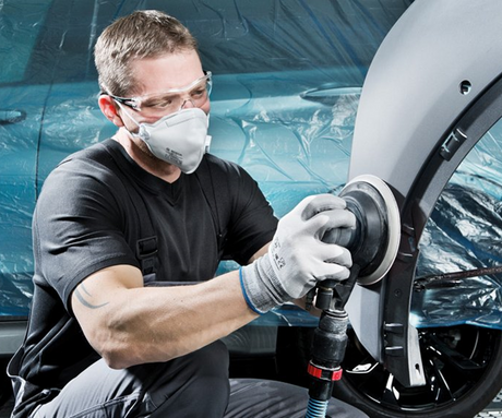 SIA Abrasives 1950 siaspeed Sanding Disc 150mm in use on wood surface, showing high quality and durability