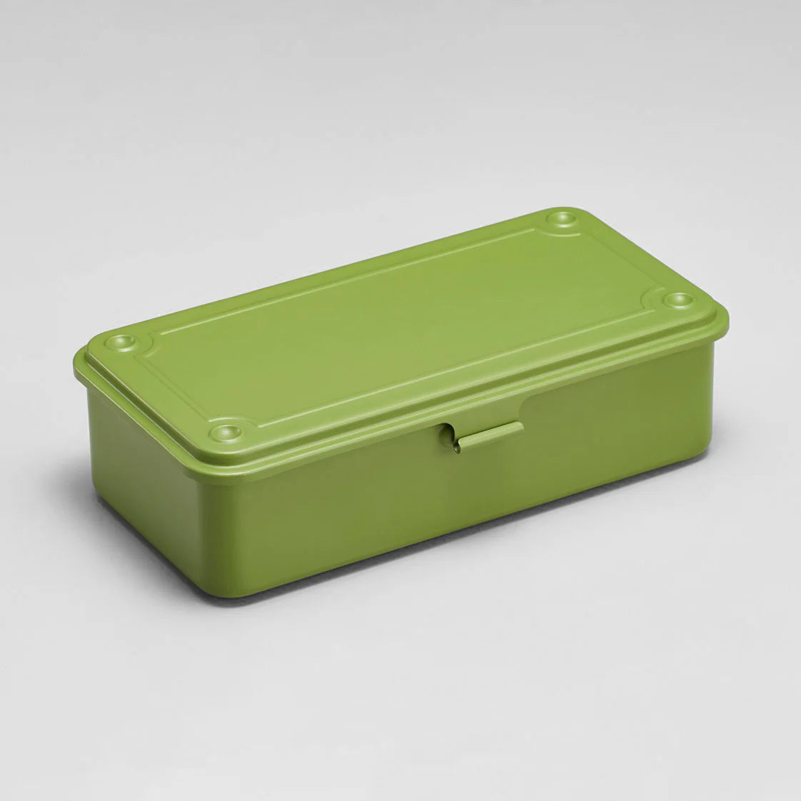 Toyo Trunk Shape Toolbox 19cm open, showcasing interior compartments and sturdy handle